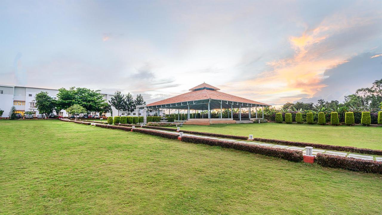 Fiestaa Resort N Events Venue Devanahalli Zewnętrze zdjęcie